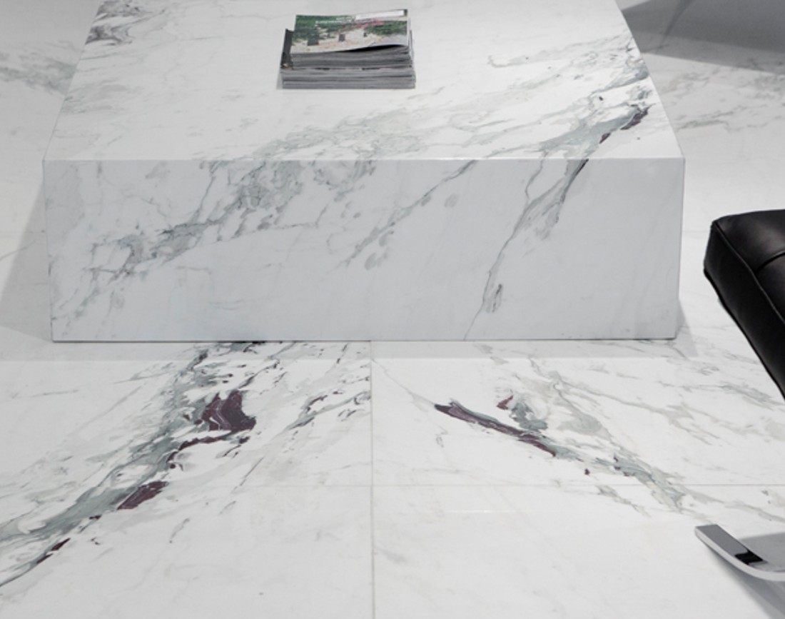 Amenajare casa in stil american cu marmura