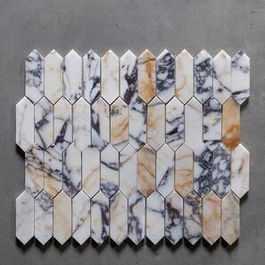 Mozaic Marmura Arabescato Violet Pillar Polisata, 30.5 x 28 cm