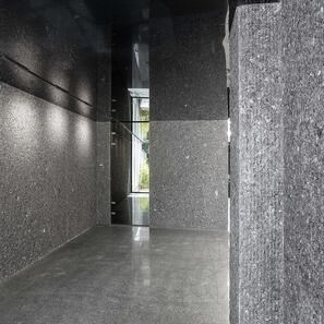 Lastra Granit Black Diamond Lineal Extreme Dark Design 3CM