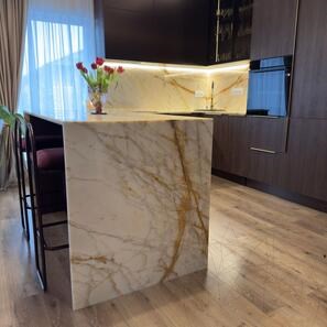 Lastra Marmura Calacatta Gold Polisata, 2 cm