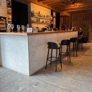 Piatra Sinterizata L'ALTRA PIETRA Colosseo Grigioni, 60 X 60 X 2 cm, R11 - Antiderapanta pt exterior