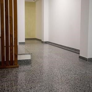 Granit Artico Grey Polisat, 60 x 60 x 1.8 cm