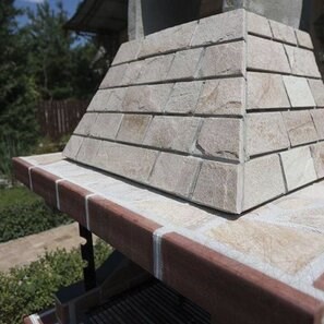 Gratar Gradina 'Mic' - Placat cu piatra decorativa