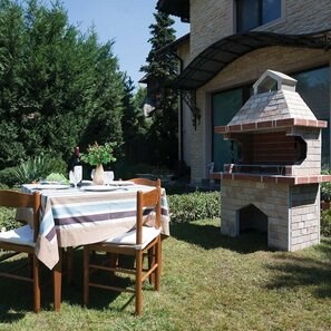 Gratar Gradina 'Mediu' - Placat cu piatra decorativa