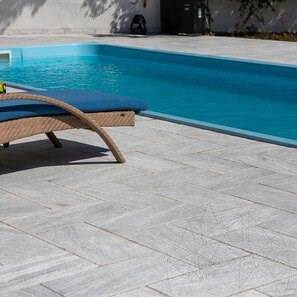Marmura Kavala Cross Cut Buciardata, 60 x 30 x 2 cm (Pavaj Exterior)