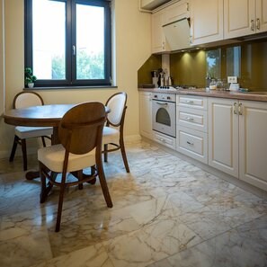 Marmura Arabescato Oro Polisata, 60 x 30 x 2 cm (Translucida)