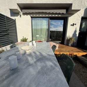 Marmura Kavala Cross Cut Polisata  3 cm – Blaturi, Trepte, Glafuri si Piese Personalizate