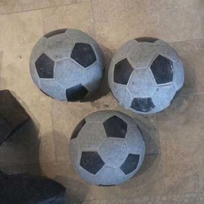 Decor Gradina Granit Padang Dark - Minge Fotbal 25cm