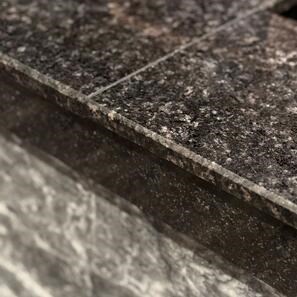 Granit Black Pearl Polisat 2 cm – Blaturi, Trepte, Glafuri si Piese Personalizate