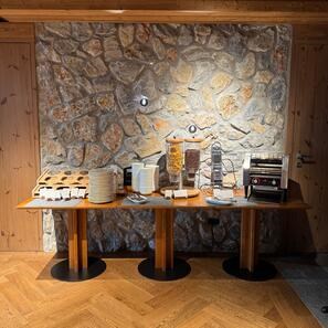 Marmura Poligonala Rock Face Akron