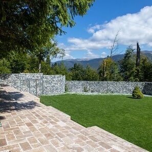 Travertin Latte PREMIUM Periat si Daltuit, 30.5 x 15.2 x 3 cm (Pavaj Exterior)
