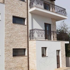 Travertin Multicolor Scapitat 7.5 cm x LL x 2.2 cm