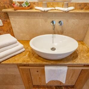 Piese Speciale Travertin Peach Cross Cut Polisat, 2 cm