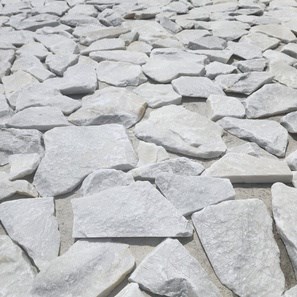 Marmura Poligonala Rock Face White