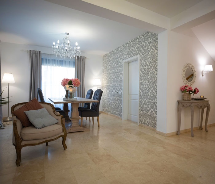 Transformă-ți spațiul cu piatră naturală: Travertin și inspirație pentru design interior.