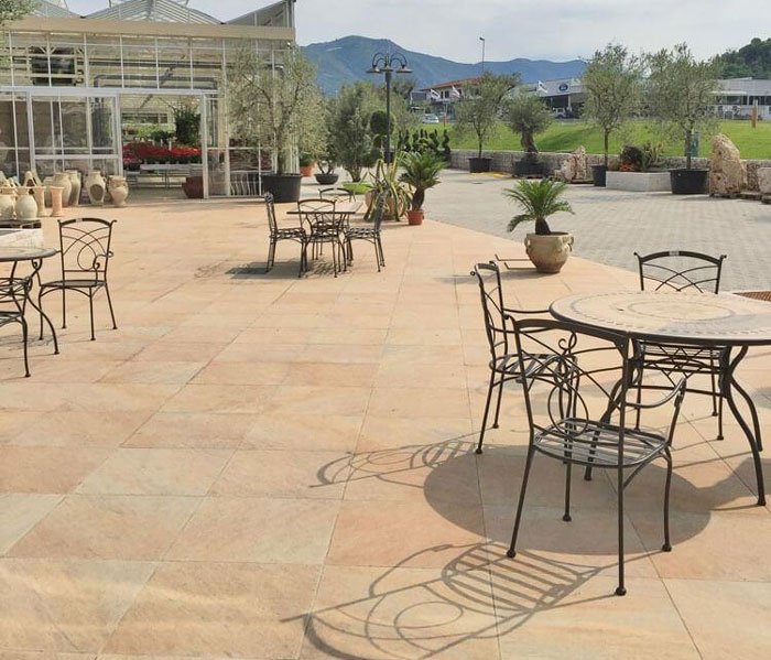 Pavaj durabil și elegant cu L’ALTRA PIETRA la Greenflor Garden Center, Brescia