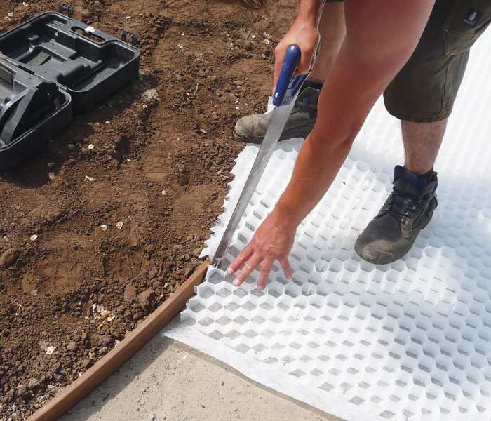 Amenajari Exterioare - BERA Gravel Fix Pro – sistem avansat de stabilizare pentru alei, terase și parcări durabile