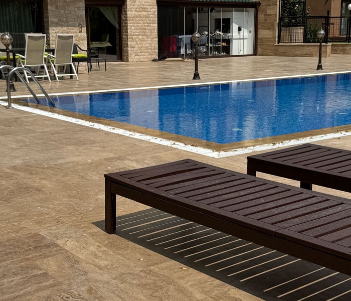 Travertin – Ghid Complet: Utilizare, Beneficii și Întreținere