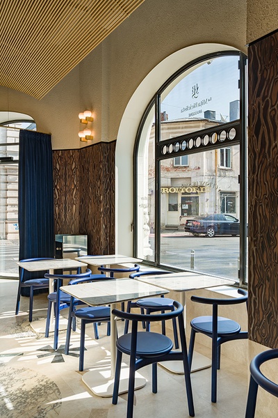 Mesele din marmură: un nou standard de rafinament în România