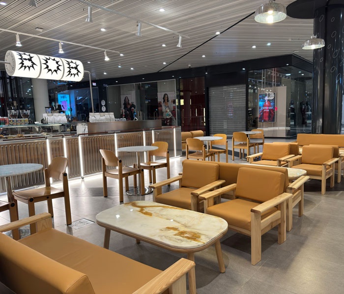 BOB Coffee Promenada Mall: despre cafea bună, oameni pasionați și o marmură care a devenit parte din poveste