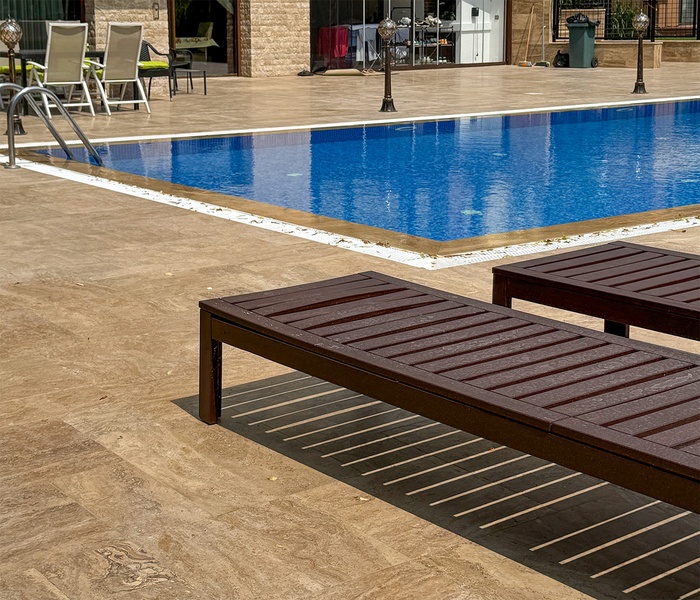 Travertin Latte PIATRAONLINE: când geologia devine argument tehnic — date, cifre și performanță reală