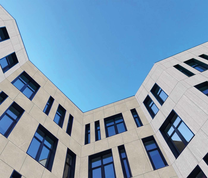 Fațadele viitorului: de ce piatra sinterizată L'Altra Pietra devine noul standard în arhitectură