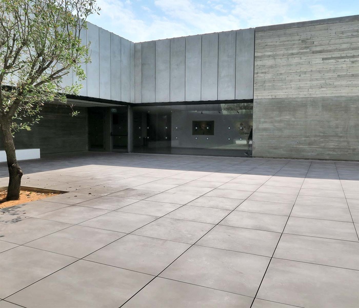 L'Altra Pietra: piatra sinterizată fabricată în Italia care rezolvă 5 probleme reale ale arhitecturii contemporane