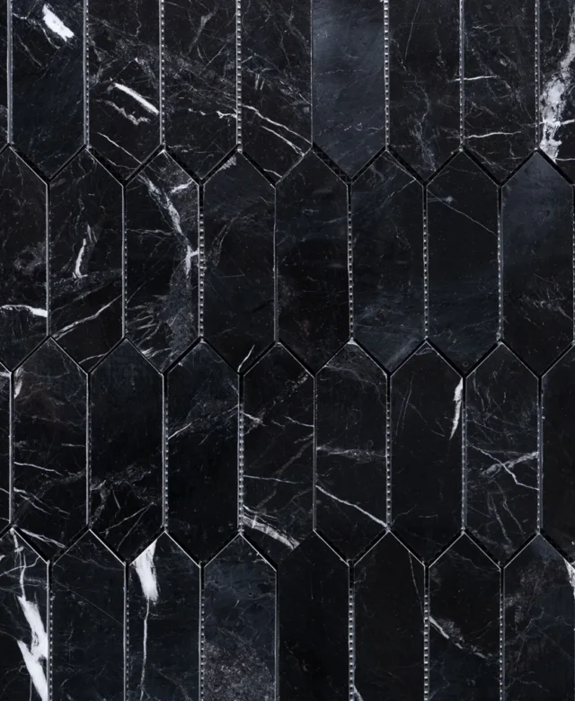 Mozaic Marmura Nero Pillar Polisata, 30.5 x 28 cm