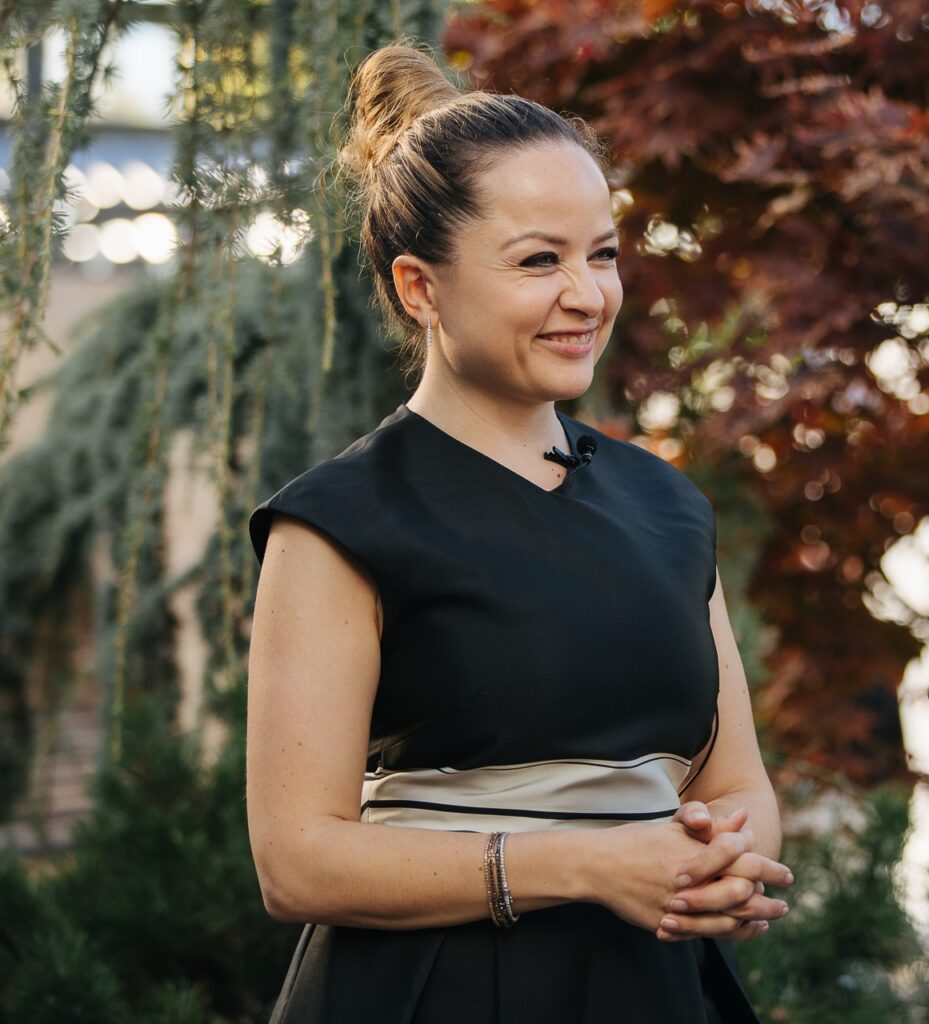 Mariana Bradescu Constantinescu writes Inspiring Mornings